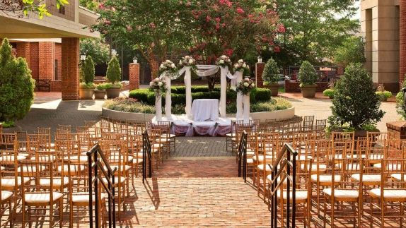 Alexandria Va Wedding Venues Sheraton Suites Old Town Sheraton Suites Old Town Alexandria Weddings